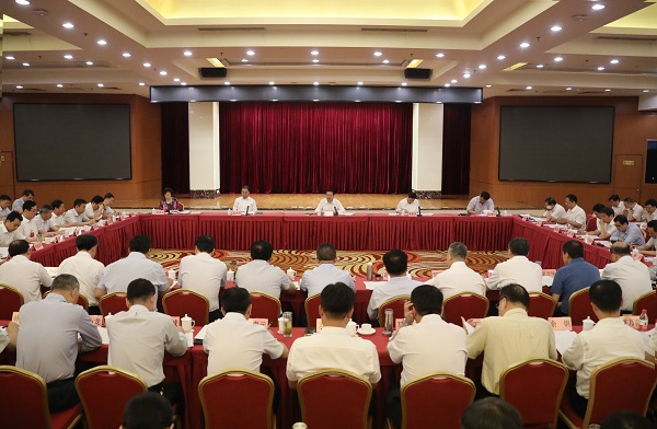 國務(wù)院國資委召開地方國資委負(fù)責(zé)人座談會 加快構(gòu)建國資監(jiān)管大格局 堅(jiān)定不移搞好國有企業(yè)壯大國有經(jīng)濟(jì) 